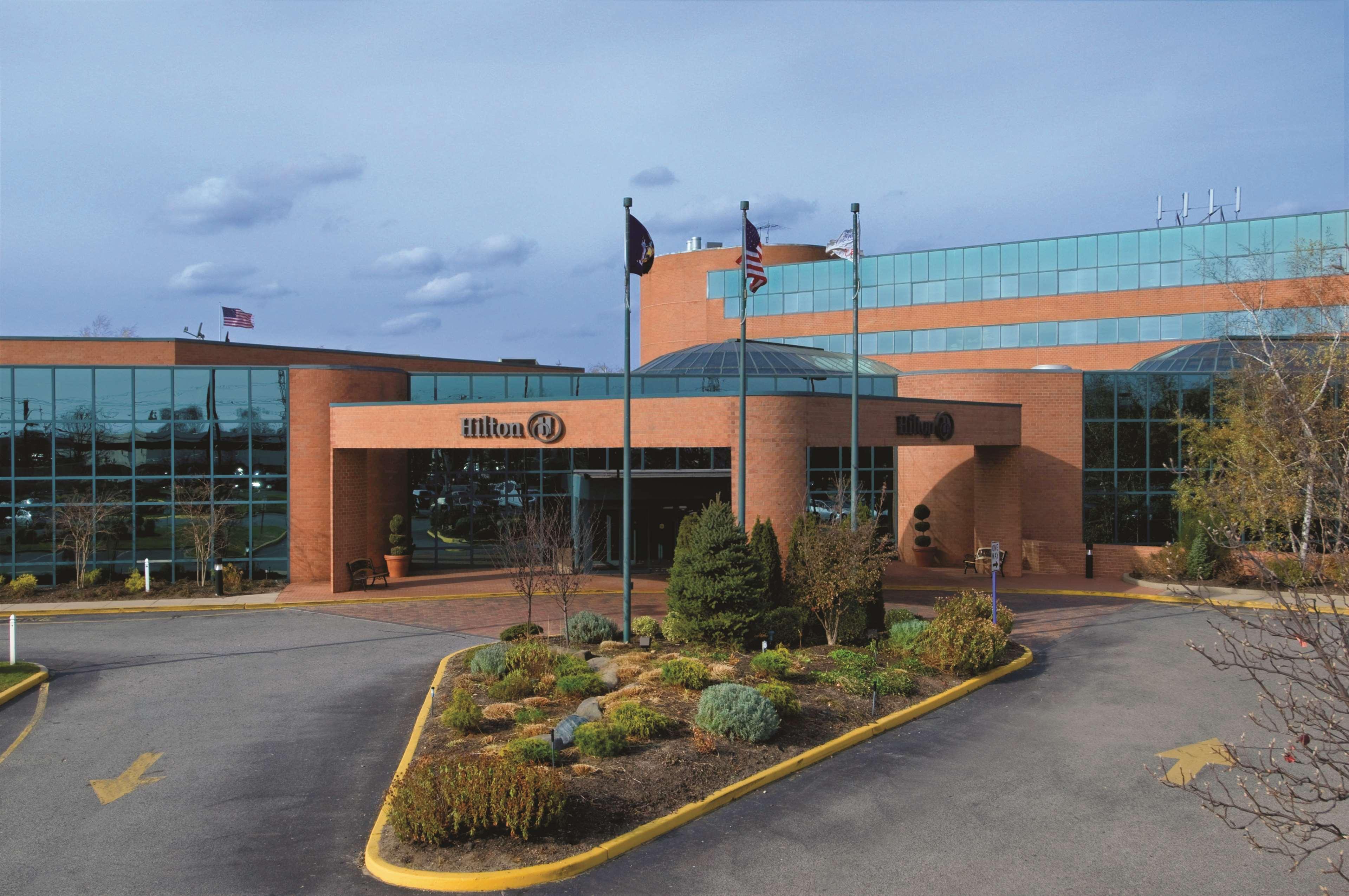 Hilton Long Island/Huntington Hotel Melville Buitenkant foto