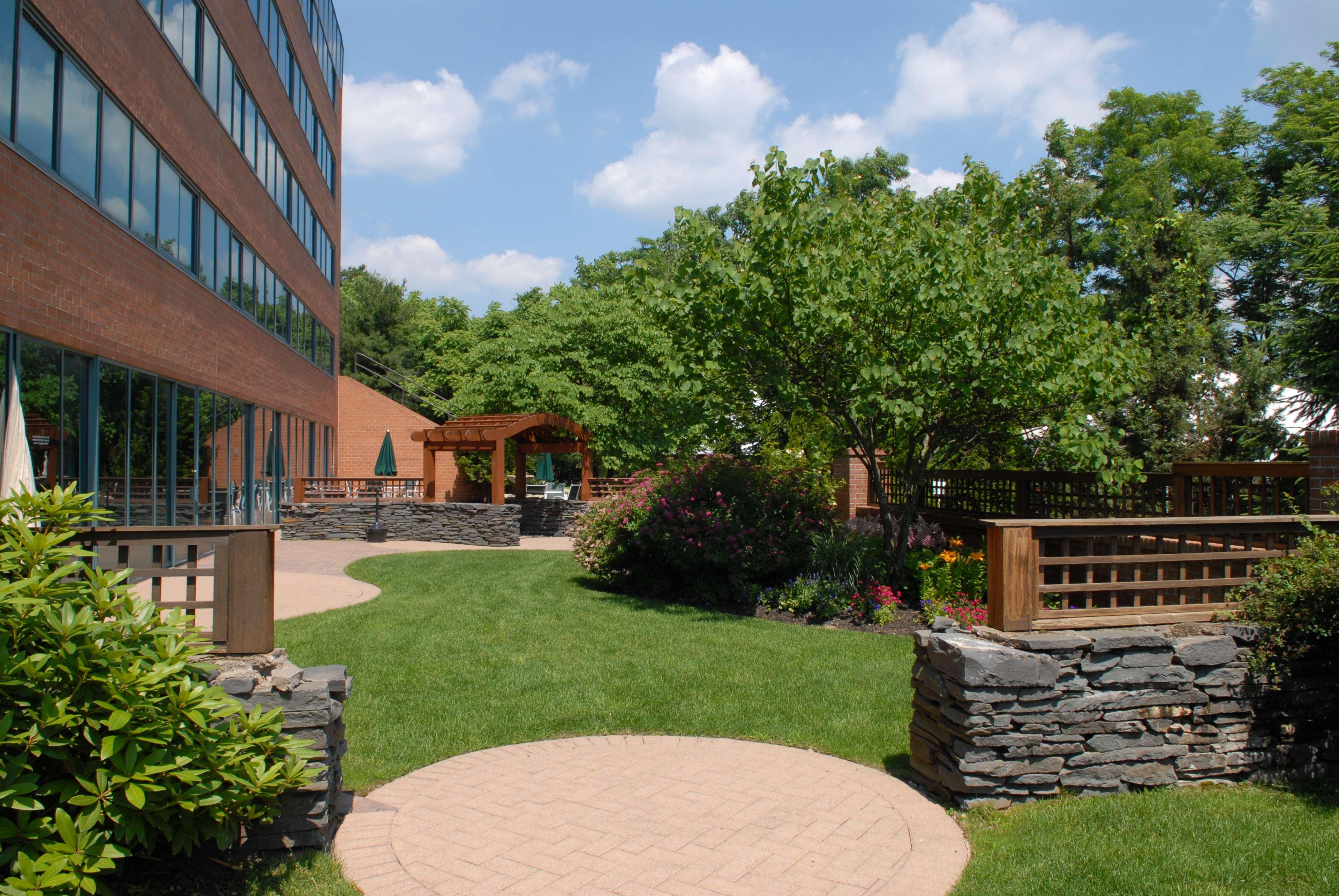Hilton Long Island/Huntington Hotel Melville Buitenkant foto