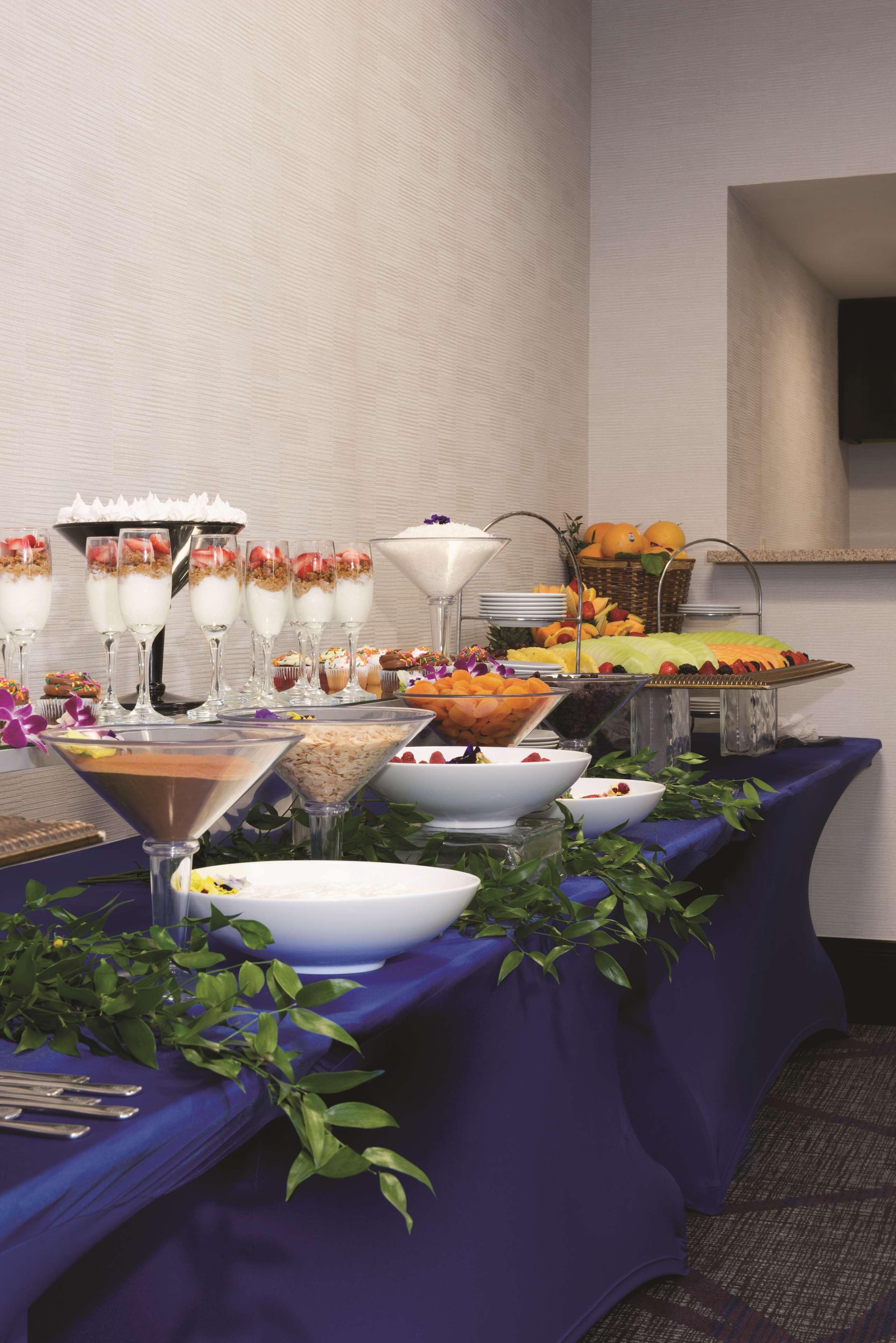 Hilton Long Island/Huntington Hotel Melville Restaurant foto